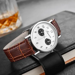Montre à quartz Geneva pour homme avec cadran blanc, boîtier argenté et bracelet en cuir