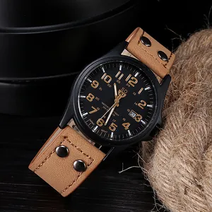Orologio da Uomo Sportivo Militare al Quarzo Con Data Calendario Cinturino in Ecopelle Decoro con Rivetti Orologio da Polso Casual