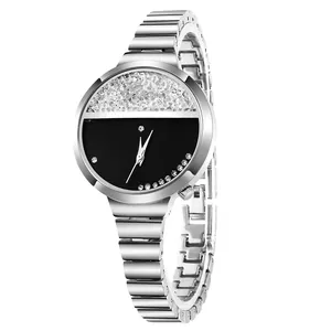 Elegante Damen Quarzuhr in Silber mit funkelndem schwarz-weißem Zifferblatt und Diamanten