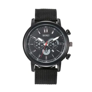Montre SOKI pour hommes avec bracelet en toile noire et affichage du calendrier