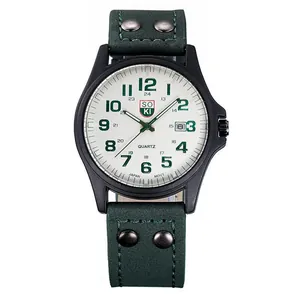 SOKI Herren Militär Sport Quarzuhr Mode Kunstlederarmband Mit Nieten Datumsanzeige Rundes Zifferblatt Analoge Armbanduhr Geschenk