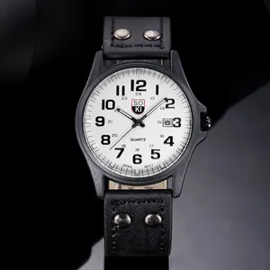 SOKI Militär-Quarzuhr mit schwarzem Leder-Nietenarmband und 24-Stunden-Anzeige