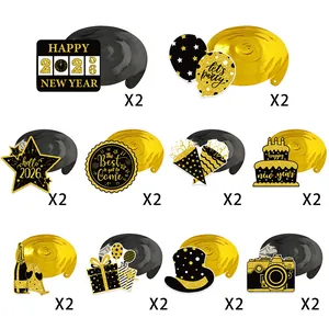 Kit de décorations spirales Nouvel An 2026 noir et or avec 10 designs de cartes suspendues