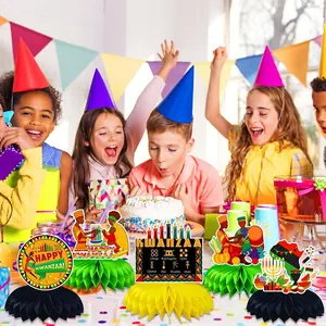 5-teiliges Kwanzaa-Waben-Tischdeko-Set mit bunten Kerzen- und Afrika-Motiven