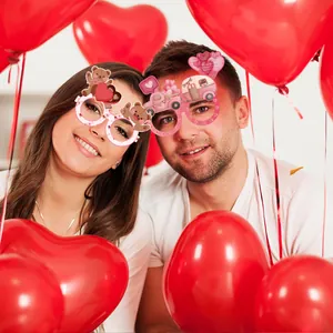 Valentinstag Herz-Bär Papierbrillen-Set für Paare, perfekt als festliche Party-Foto-Requisiten