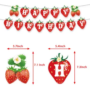 Erdbeer-Thema Happy Birthday Girlande Set mit Größenangaben auf weißem Hintergrund