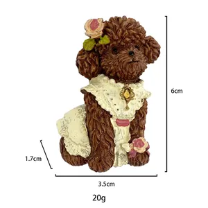 Detail view of a 6cm resin poodle fridge magnet with size annotations and dimensions
