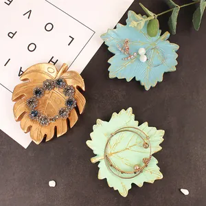Set de plateaux à bijoux en résine en forme de feuille dorée pour bagues et bijoux
