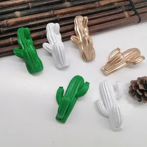 Ganci cactus creativi in resina verde bianco e oro per parete o decoro cucina