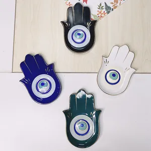 Set di vassoi per gioielli a forma di mano di Hamsa in ceramica con dettaglio occhio oro