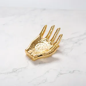Bandeja de cerámica para joyas con forma de palma dorada y diseño de mandala floral