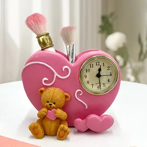 Portabolígrafos Creativo de Resina con Reloj Decorativo Organizador de Escritorio Mono Coche Oso Corazón Caja de Almacenamiento Regalo