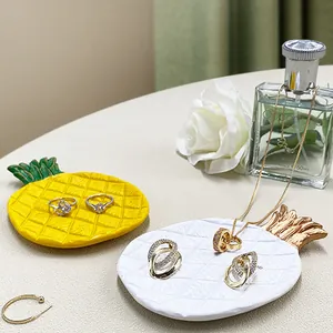 Ananas sieradenschaal set met gestructureerd hars voor ringen en accessoires