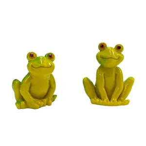 Set of two miniature green resin frogs with big red eyes for garden micro landscape decor