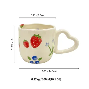 Gedetailleerde afmetingen van 300ml keramische mok met hartvormig handvat en bloemen