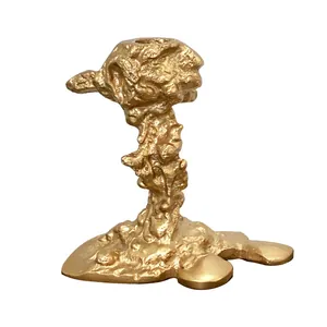 Vintage goldener Kerzenständer im Schmelzgestein-Stil für europäische Dekoration