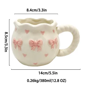 Jolie tasse à café en céramique avec de jolis nœuds roses et cœurs, 380ml design esthétique.