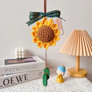 Ornement Suspendu Miroir de Voiture Tournesol Fait à la Main Avec Nœud Pendentif de Sac Fleur Tissé Porte-Clés Cadeau Pour Femmes