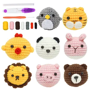 Kit de ganchillo DIY para llaveros de animales con hilos de colores y accesorios