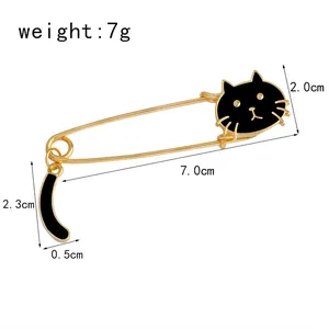 Vue détaillée de la broche chat noir de 7,0 cm avec queue mobile et poids de 7 g