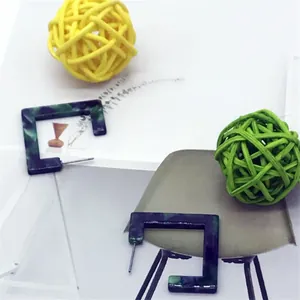 Retro geometric square resin earrings with dark green marble texture and silver pins