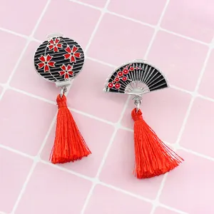 Broche à Gland Lanterne Éventail en Émail de Style Japonais Badge en Alliage Vintage Fleur de Cerisier Prunier Bijoux Femme