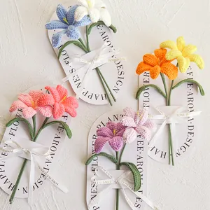 Handgehaakte Lelie Boeket Handgemaakte Breigaren Kunstbloemen Met Cadeaukaart Lint Voor Moederdag Huisdecoratie