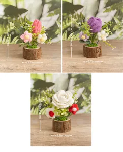 Detalle de plantas de tulipanes de ganchillo a mano con base de madera y dimensiones