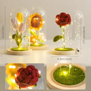Lampe tournesol et tulipe au crochet faite main sous dôme en verre avec LED chaude