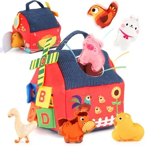 Set casetta educativa in tessuto con animali della fattoria per lo sviluppo sensoriale