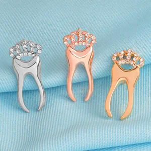 Creative Alloy Rhinestone Crown Tooth Brooch Pin For Dentist Nurse Medical Professionals Clothing Accessories Jewelry Gift