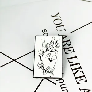 Vintage Black White Enamel Brooch Pin Minimalist Line Art Peace Sign Hand Floral Design Alloy Badge Jewelry For Backpack Clothing Women