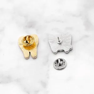 Broche dentaire mignonne en or et argent avec fermoir papillon et détails au dos