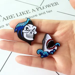 Set de broches émaillées requin et squelette reaper pour sacs à dos et vestes en jean