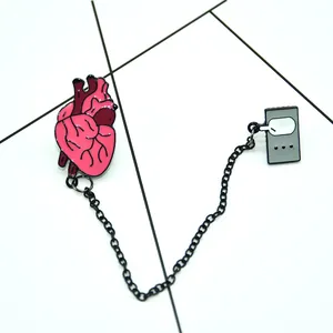 Creative pink heart and gray music player enamel pin set with black connecting chain