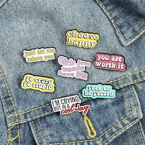 Broche Phrase Lettre en Alliage Émaillé Personnalisée Badge Slogan Anglais Électroplaqué pour Vêtements Sac Accessoire Unisexe