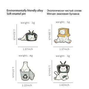 Pins de esmalte de gato y oso de dibujos animados, aleación ecológica para ropa