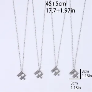 Set mit 4 Best Friends Forever Puzzleteil-Halsketten in poliertem Silber-Finish