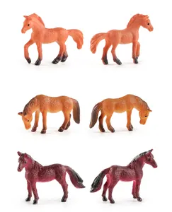 Set di 6 modellini di cavalli realistici in varie pose e colori diversi