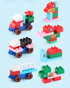 Detailed assembly showing 72pcs large building blocks featuring animals and vehicles