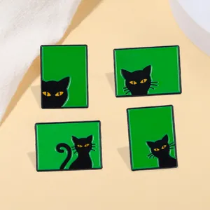 Broche Chat Noir en Émail Vert Dessin Animé en Alliage de Zinc Badge Chat Curieux Minimaliste Épingle Bijou pour Décoration Vêtements Sac