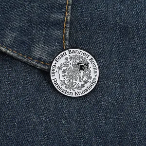 Geometric Round Reading Skeleton Enamel Pin Black White Alloy Brooch With Banned Books Slogan For Halloween Party Unisex Decor