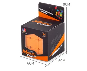 Detail view of the 3x3 speed cube in colorful retail box with dimensions 6cm and 9cm
