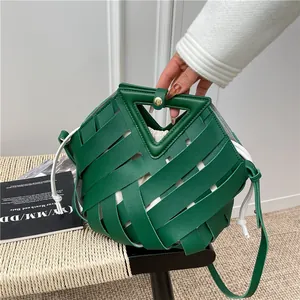 Borsa a Spalla Donna in Pelle PU Intrecciata Con Manico a Triangolo Design Traforato Sacchetto Coulisse Borsa a Tracolla Moda