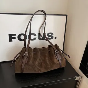 Bolso Tote de Gamuza Vintage para Mujer 2025 Invierno Nuevo Diseño Plisado Elegante Bolso de Hombro Gran Capacidad Bolso Diario