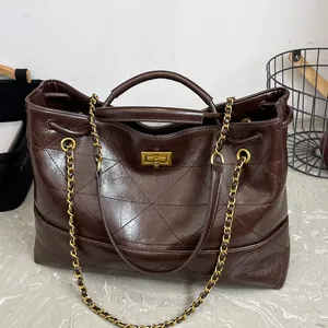Vintage Quilted PU Leather Tote Bag Women Large Capacity Chain Shoulder Bag Gold Metal Turn Lock Office Messenger Handbag