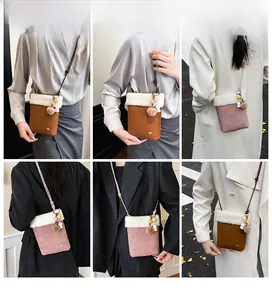Mini sac bandoulière en peluche avec diverses options de style et charms mignons