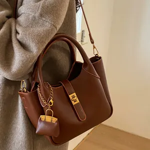 Women Retro PU Leather Shoulder Bag Crossbody Tote With Metal Twist Lock And Mini Bag Charm Daily Commute Fashion Handbag