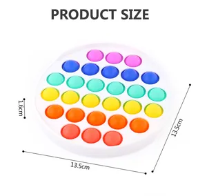 Regenbogen Fidget Toy Maße mit 13,5 cm Durchmesser und 1,6 cm Dicke im Detail