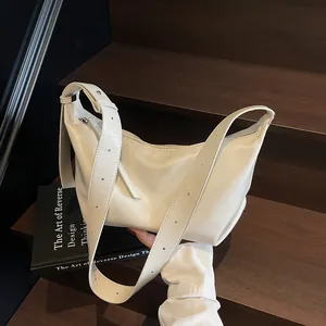 Γυναικεία Ρετρό Τσάντα Ώμου από Δέρμα PU Μεγάλη Χωρητικότητα Τσάντα Hobo Μισοφέγγαρο Αστικό Απλό Καθημερινή Τσάντα Χιαστί